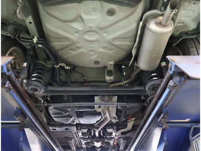 プリウスアルファ Ｇ　Ｂモニタ　電動シート　盗難防止装置　エアバッグ　ドラレコ　ＡＢＳ　地デジＴＶ　オートクルーズコントロール　ＥＴＣ付　Ｗエアバック　ＴＶナビ　ＤＶＤ再生機能　キーフリーキー　フルオートエアコン　ＡＷ（21枚目）