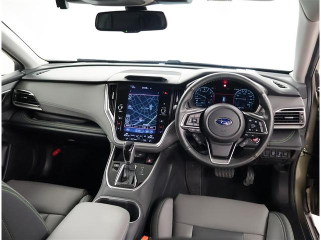 オシャレなインテリアで運転する気分も盛り上がりますよね＾＾