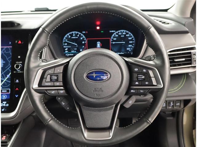 ドライバーに寄り添う快適な操作フィールをもたらすステアリングです。