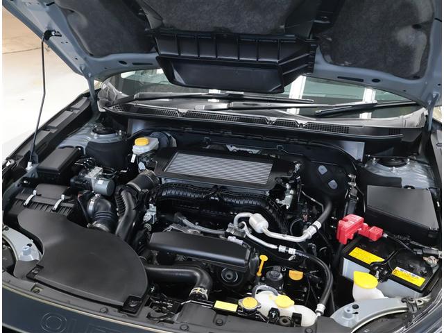 エンジンルームもクリーニング済みです。きれいにしているとトラブルの早期発見が出来ますね！