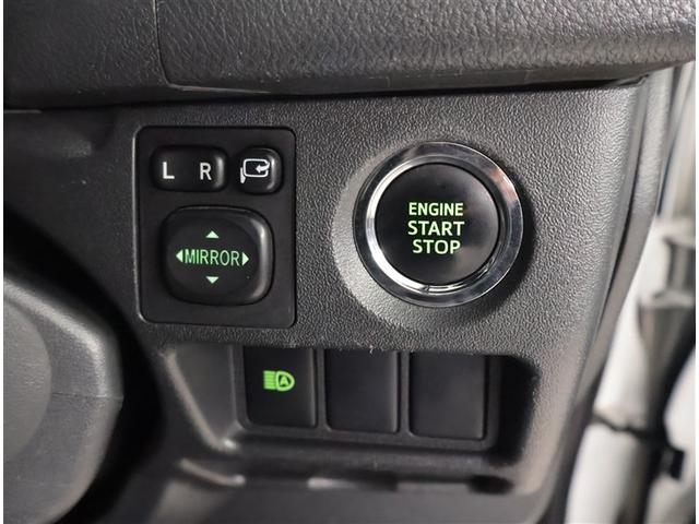 ハイエースバン スーパーＧＬ　ダークプライムＩＩ　衝突回避システム　運転席助手席エアバック　ＥＳＣ　フルフラット　スマートエントリー　ＬＥＤライト　地デジ　エアコン　パワーウィンドウ　エアバック　キーレスエントリー　イモビライザー　パワーステアリング（18枚目）