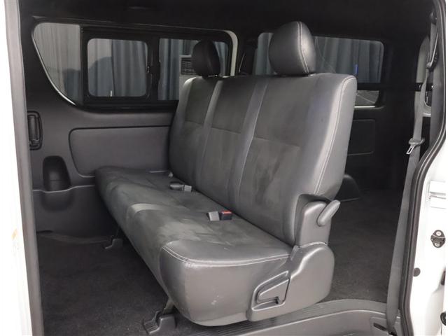 ハイエースバン スーパーＧＬ　ダークプライムＩＩ　衝突回避システム　運転席助手席エアバック　ＥＳＣ　フルフラット　スマートエントリー　ＬＥＤライト　地デジ　エアコン　パワーウィンドウ　エアバック　キーレスエントリー　イモビライザー　パワーステアリング（21枚目）