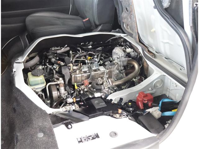 ハイエースバン スーパーＧＬ　ダークプライムＩＩ　衝突回避システム　運転席助手席エアバック　ＥＳＣ　フルフラット　スマートエントリー　ＬＥＤライト　地デジ　エアコン　パワーウィンドウ　エアバック　キーレスエントリー　イモビライザー　パワーステアリング（27枚目）