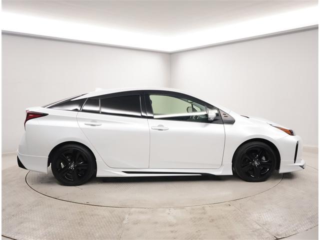 プリウス Ａツーリングセレクション・ブラックエディション　ＬＥＤライト　ＡＣ１００Ｖ電源　Ｂカメラ　アルミホイール　スマートキー　オートクルーズコントロール　ＡＣ　ＥＴＣ　定期点検記録簿　ミュージックプレイヤー接続可　キーフリー　フルセグＴＶ　イモビライザー（4枚目）