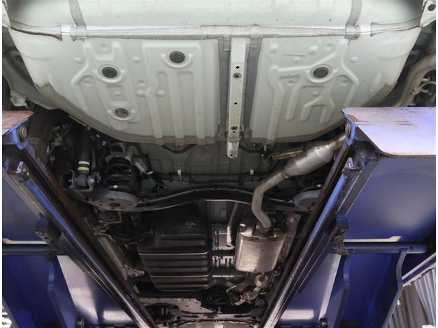 ヴォクシー Ｓ－Ｚ　ＤＶＤ再生機能　スマートキープッシュスタート　両側電動パワースライドドア　パワーウインドウ　ＥＴＣ車載器　ＬＥＤライト　デュアルエアコン　アルミホイール　盗難防止装置　記録簿　横滑り防止機能　ナビＴＶ（25枚目）