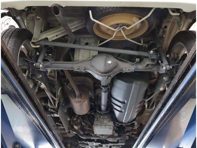 エブリイワゴン ＰＺターボスペシャル　両側パワ－スライドドア　キーレススタートシステム　フルフラット　ＥＳＣ　ナビ・ＴＶ　フルオートエアコン　ベンチシート　プッシュスタートスマートキー　盗難防止システム　ＡＢＳ　整備記録簿　アルミホイール（20枚目）