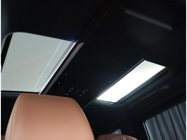 ヴェルファイアハイブリッド Ｚ　プレミア　衝突被害軽減ブレーキ　Ｂモニター　ダブルエアコン　ムーンＲ　フルセグ地デジＴＶ　両側Ｐスライドドア　記録簿　ナビテレビ　エアバッグ　電動シート　ＬＥＤライト　本革シート　キーレス　アルミホイール（12枚目）