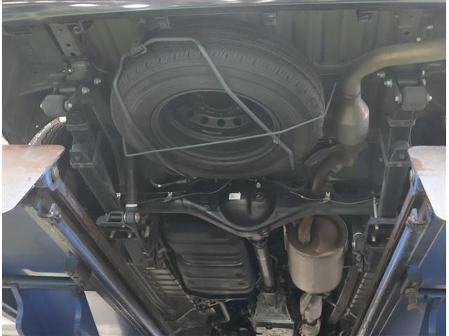 ハイエースバン ロングスーパーＧＬ　フルフラット　リアカメラ　ＳＲＳ　Ｗエアコン　横滑り防止装置付　盗難防止機能　キーレス　スマートエントリー　ＤＶＤ視聴可　エアコン　パワステ　ナビＴＶ　ドライブレコーダ　ＥＴＣ　ＡＢＳ　メモリーナビ（23枚目）