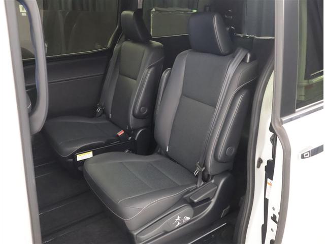 エスクァイア ハイブリッドＧｉ　Ｒカメラ　ＡＡＣ　ナビ＆ＴＶ　リアエアコン　記録簿付き　地デジ　クルーズコントロール　ＬＥＤライト　キーレスエントリー　スマートキー付　ＤＶＤ再生可　エアバック　横滑防止装置　盗難防止システム　ＥＴＣ（20枚目）