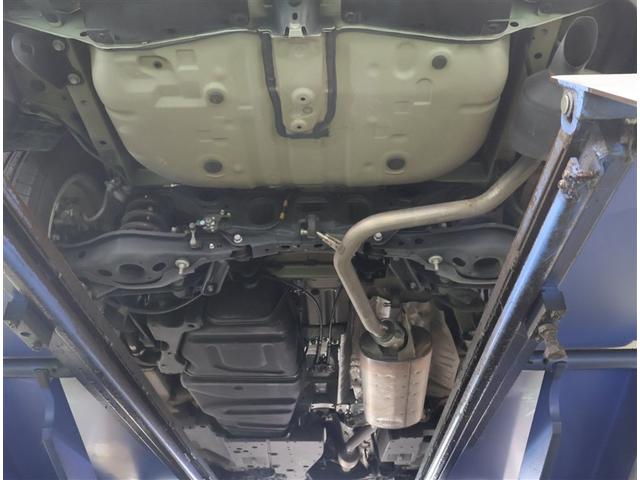 ハリアー エレガンス　イモビ　ＰＷシート　点検記録簿　スマ－トキ－　サイドエアバッグ　横滑防止装置　ナビＴＶ　メモリナビ　ＥＴＣ車載器　キーレス　ＬＥＤヘッド　フルオートエアコン　パワステ　アルミホイール　助手席エアバッグ（22枚目）