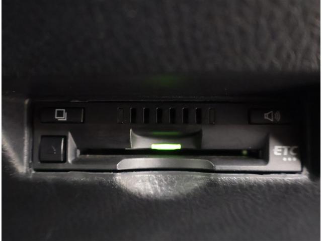 Ｃ－ＨＲ Ｇ　ＴＳＳ　ＤＶＤ再生可　定期点検記録簿　ＬＥＤヘッド　バックモニタ　イモビライザー　ナビ＆ＴＶ　ＥＴＣ付　キーフリーシステム　スマキー　横滑り防止機能　クルーズＣ　ドライブレコ－ダ－　エアバッグ　アルミ（18枚目）