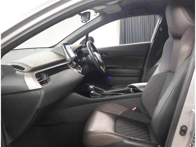 Ｃ－ＨＲ Ｇ　ＴＳＳ　ＤＶＤ再生可　定期点検記録簿　ＬＥＤヘッド　バックモニタ　イモビライザー　ナビ＆ＴＶ　ＥＴＣ付　キーフリーシステム　スマキー　横滑り防止機能　クルーズＣ　ドライブレコ－ダ－　エアバッグ　アルミ（19枚目）