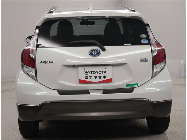 アクア Ｘ－アーバン　ＶＳＣ　ＤＶＤ　ＬＥＤヘッドライト　スマートエントリー　ナビＴＶ　バックモニタ－　地デジ　パワーステアリング　ＡＵＴＯエアコン　パワーウインドウ　ドライブレコーダー　ＡＢＳ　ＡＷ　デュアルエアバッグ（2枚目）