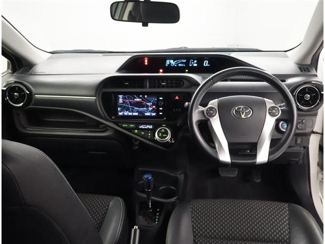 アクア Ｘ－アーバン　ＶＳＣ　ＤＶＤ　ＬＥＤヘッドライト　スマートエントリー　ナビＴＶ　バックモニタ－　地デジ　パワーステアリング　ＡＵＴＯエアコン　パワーウインドウ　ドライブレコーダー　ＡＢＳ　ＡＷ　デュアルエアバッグ（5枚目）