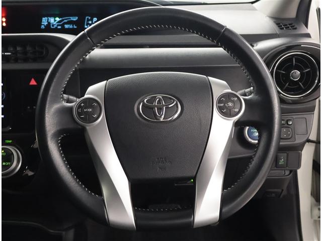 アクア Ｘ－アーバン　ＶＳＣ　ＤＶＤ　ＬＥＤヘッドライト　スマートエントリー　ナビＴＶ　バックモニタ－　地デジ　パワーステアリング　ＡＵＴＯエアコン　パワーウインドウ　ドライブレコーダー　ＡＢＳ　ＡＷ　デュアルエアバッグ（6枚目）