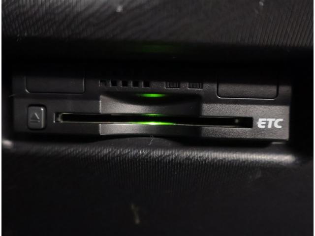 アクア Ｘ－アーバン　ＶＳＣ　ＤＶＤ　ＬＥＤヘッドライト　スマートエントリー　ナビＴＶ　バックモニタ－　地デジ　パワーステアリング　ＡＵＴＯエアコン　パワーウインドウ　ドライブレコーダー　ＡＢＳ　ＡＷ　デュアルエアバッグ（15枚目）