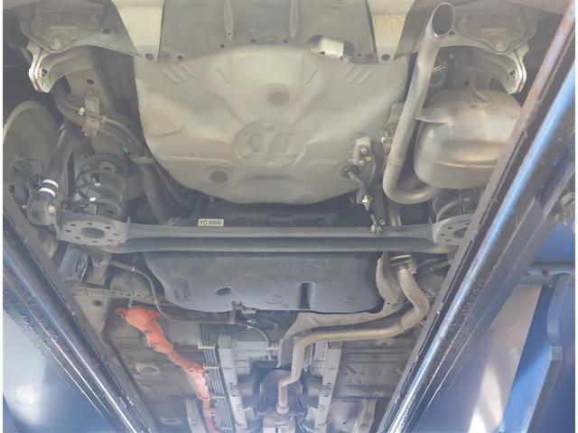 アクア Ｘ－アーバン　ＶＳＣ　ＤＶＤ　ＬＥＤヘッドライト　スマートエントリー　ナビＴＶ　バックモニタ－　地デジ　パワーステアリング　ＡＵＴＯエアコン　パワーウインドウ　ドライブレコーダー　ＡＢＳ　ＡＷ　デュアルエアバッグ（21枚目）