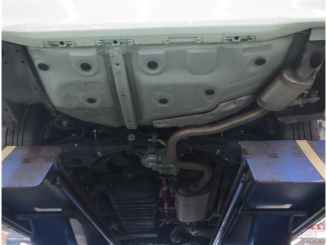 アルファードハイブリッド ＳＲ　Ｃパッケージ　点検記録簿　バックモニター　オートエアコン　ＬＥＤ　横滑り防止機能　ＡＢＳ　イモビ　ＡＣ１００Ｖ電源　アルミ　ナビ＆ＴＶ　４ＷＤ　ミュージックプレイヤー接続可　３列シート　メモリーナビ　キーフリー（23枚目）