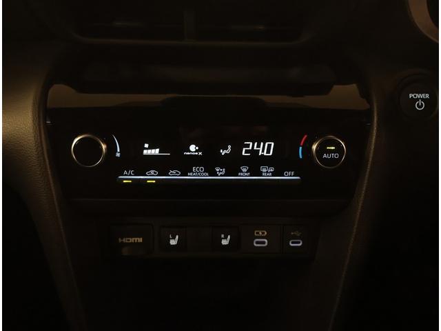 ヤリスクロス ハイブリッドＺ　インテリジェントキー　アルミホイル　寒冷地　ＬＥＤライト　リアカメラ　ナビ　クルーズコントロール　整備記録簿　横滑り防止システム　メモリーナビゲーション　電動シ－ト　パワステ　オートエアコン　ＡＢＳ（14枚目）