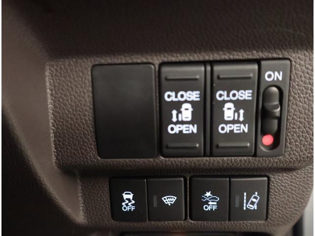 フリードハイブリッド ハイブリッド・Ｇホンダセンシング　軽減ブレーキ　キーフリーシステム　フルフラット　ミュージックプレイヤー接続可　記録簿　ＤＶＤ再生可能　サイドカーテンエアバック　メモリーナビ　後カメラ　Ａクルーズ　地デジフルセグＴＶ　横滑防止　ＡＢＳ（16枚目）