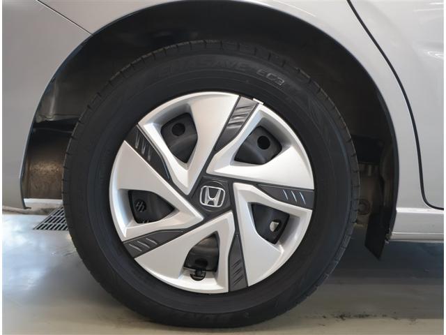 フリードハイブリッド ハイブリッド・Ｇホンダセンシング　軽減ブレーキ　キーフリーシステム　フルフラット　ミュージックプレイヤー接続可　記録簿　ＤＶＤ再生可能　サイドカーテンエアバック　メモリーナビ　後カメラ　Ａクルーズ　地デジフルセグＴＶ　横滑防止　ＡＢＳ（25枚目）