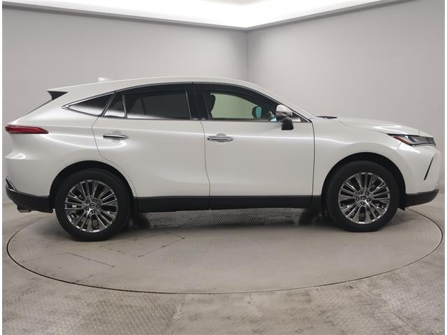 ハリアー Z AC100V 盗難防止 運転席パワーシート 地デジ 横滑防止装置 リアビューカメラ ヘッドライトLED アルミホイール 点検記録簿 Wエアバッグ キーレス ドラレコ付き スマートキ- サイドエアバッグ(4枚目)