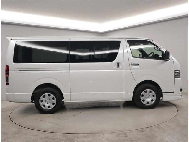 ハイエースバン スーパーＧＬ　ダークプライムＩＩ　衝突回避システム　運転席助手席エアバック　ＥＳＣ　ドライブレコーダー付　フルフラット　スマートエントリー　ＬＥＤライト　地デジ　エアコン　パワーウィンドウ　エアバック　キーレスエントリー　ＥＴＣ付き（4枚目）