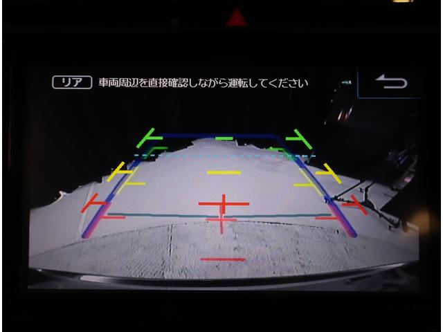 ハリアー プレミアム　カーテンエアバッグ　クルーズＣ　記録簿あり　Ｂカメラ　電動パワーシート　ＬＥＤライト　メモリナビ　横滑り防止機能　オートエアコン　Ａストップ　エアバッグ　ＡＷ　ＤＶＤ再生可　パワーウィンドウ　キーレス（11枚目）