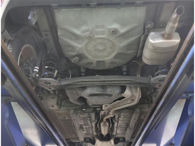 ヤリスクロス Ｇ　衝突被害軽減ブレーキ　横滑り防止機能　エアバック　盗難防止装置　フルオートエアコン　スマートキー＆プッシュスタート　アルミ　ナビ　定期点検記録簿　キーフリー　メモリナビ　パワーウインドウ　ＥＴＣ車載器（22枚目）