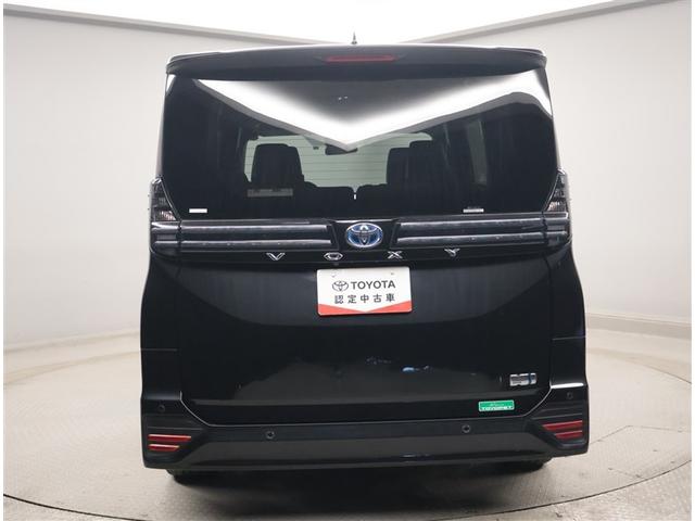 ヴォクシー ハイブリッドＳ－Ｚ　両側Ｐドア　カーテンエアバック　スマキ　プリクラッシュセーフティシステム　Ｗエアコン　Ｒカメラ　ＤＶＤプレーヤー　地デジ　アルミ　１００Ｖ　クルーズコントロール　横滑り防止機能　ＬＥＤランプ　ナビＴＶ（2枚目）