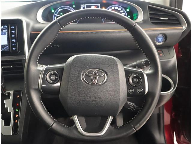 シエンタ ハイブリッドＧ　クエロ　キーフリーシステム　地デジ　盗難防止システム　スマートエントリー　バックガイドモニター　オートクルーズ　ＬＥＤヘッドライト　ＶＳＣ　オートエアコン　助手席エアバッグ　整備記録簿　ＥＴＣ　ＤＶＤ再生可（6枚目）