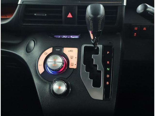 シエンタ ハイブリッドＧ　クエロ　キーフリーシステム　地デジ　盗難防止システム　スマートエントリー　バックガイドモニター　オートクルーズ　ＬＥＤヘッドライト　ＶＳＣ　オートエアコン　助手席エアバッグ　整備記録簿　ＥＴＣ　ＤＶＤ再生可（12枚目）