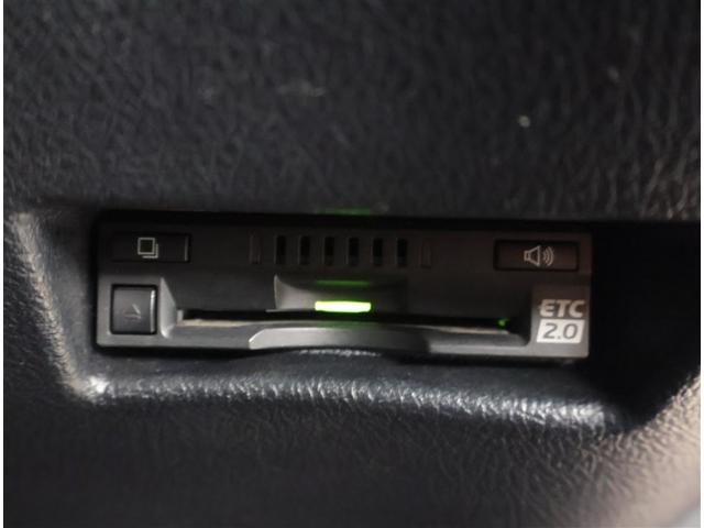 シエンタ ハイブリッドＧ　クエロ　キーフリーシステム　地デジ　盗難防止システム　スマートエントリー　バックガイドモニター　オートクルーズ　ＬＥＤヘッドライト　ＶＳＣ　オートエアコン　助手席エアバッグ　整備記録簿　ＥＴＣ　ＤＶＤ再生可（14枚目）