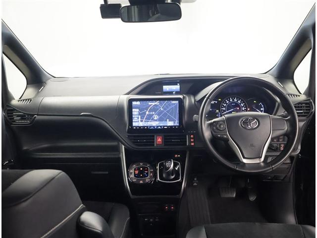 ヴォクシー ハイブリッドＺＳ　煌ＩＩＩ　両側オートスライドドア　点検記録簿　ＬＥＤライト　オートクルーズ　Ｂモニター　ＡＢＳ　エアバッグ　横滑り防止機能　アルミ　スマキー　キーレス　オートエアコン　ＤＶＤ再生可能　フルセグＴＶ　ナビ＆ＴＶ（5枚目）