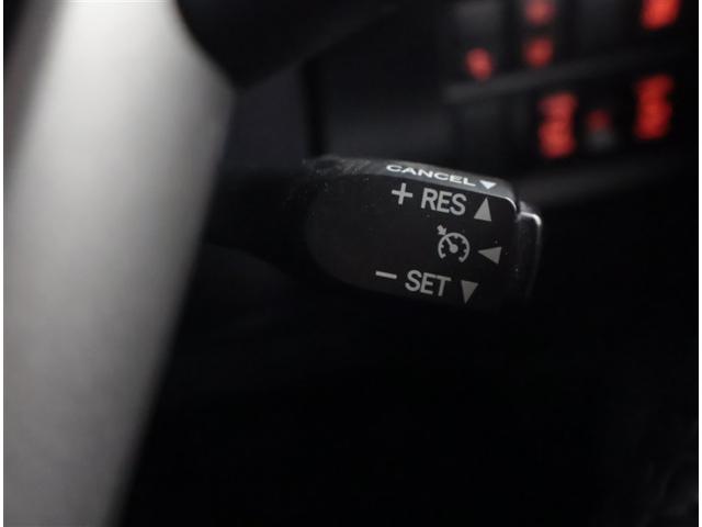 ヴォクシー ハイブリッドＺＳ　煌ＩＩＩ　両側オートスライドドア　点検記録簿　ＬＥＤライト　オートクルーズ　Ｂモニター　ＡＢＳ　エアバッグ　横滑り防止機能　アルミ　スマキー　キーレス　オートエアコン　ＤＶＤ再生可能　フルセグＴＶ　ナビ＆ＴＶ（18枚目）