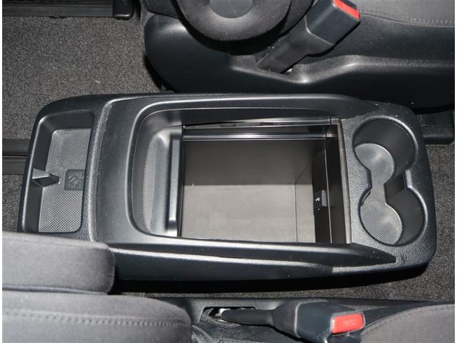 アルファード ２．５Ｓ　リアビューカメラ　地デジ　ＥＳＣ　ＡＡＣ　エアバッグ　ダブルエアコン　ＡＣ１００Ｖ電源　ＥＴＣ車載器　クルコン　メディアプレイヤー接続　フルフラットシート　キーフリー　ＬＥＤライト　助手席エアバッグ（12枚目）