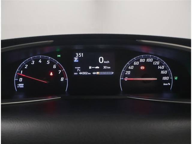 シエンタ Ｇ　両側パワ－スライドドア　点検記録簿　スマートキー＆プッシュスタート　アイドリングストップ車　ＤＶＤ再生可　ウォークスルー　横滑り防止システム　ＷエアＢ　メモリーナビゲーション　盗難防止システム　ＡＢＳ（7枚目）