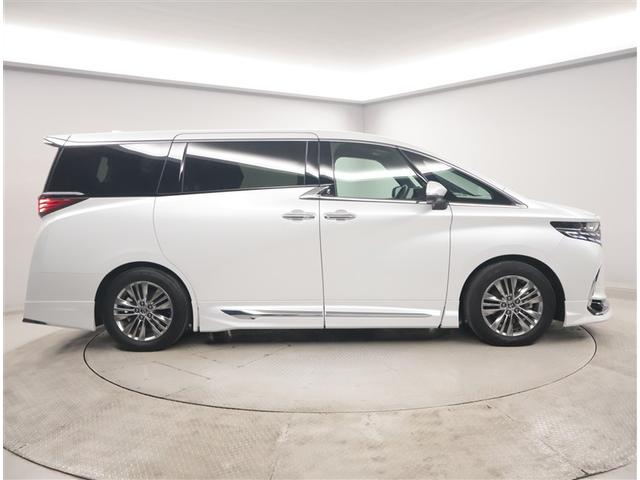 アルファードハイブリッド Ｚ　パノラマガラスルーフ　衝突被害軽減ブレーキ　ＡＣ１００　記録簿　ダブルエアコン　ＡＷ　エアバッグ　フルセグＴＶ　メモリナビ　エアコン　ＡＢＳ　ナビＴＶ　クルーズコントロール　スマキ　４ＷＤ　ＬＥＤ（4枚目）