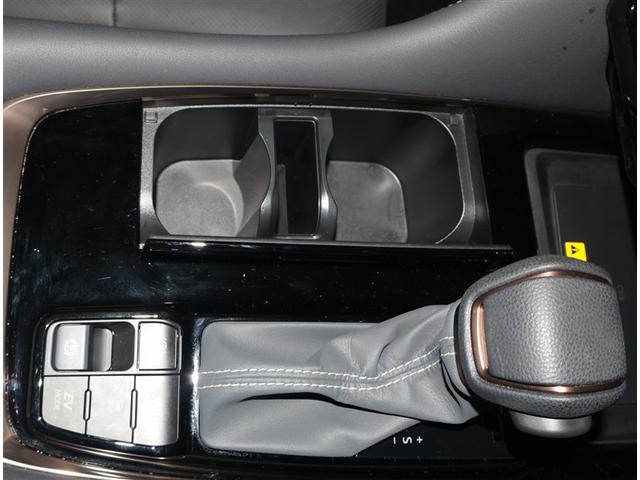 アルファードハイブリッド Ｚ　パノラマガラスルーフ　衝突被害軽減ブレーキ　ＡＣ１００　記録簿　ダブルエアコン　ＡＷ　エアバッグ　フルセグＴＶ　メモリナビ　エアコン　ＡＢＳ　ナビＴＶ　クルーズコントロール　スマキ　４ＷＤ　ＬＥＤ（16枚目）