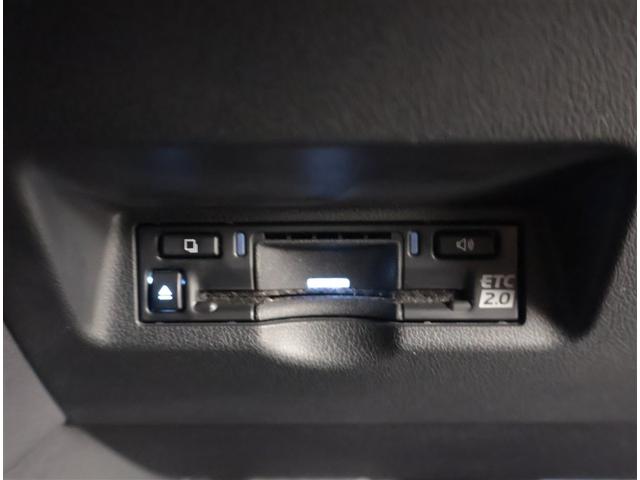 アルファードハイブリッド Ｚ　パノラマガラスルーフ　衝突被害軽減ブレーキ　ＡＣ１００　記録簿　ダブルエアコン　ＡＷ　エアバッグ　フルセグＴＶ　メモリナビ　エアコン　ＡＢＳ　ナビＴＶ　クルーズコントロール　スマキ　４ＷＤ　ＬＥＤ（29枚目）