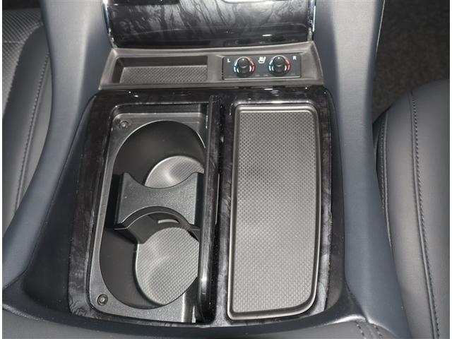 シートヒーター付きです。寒い日も快適なドライブが楽しめます♪