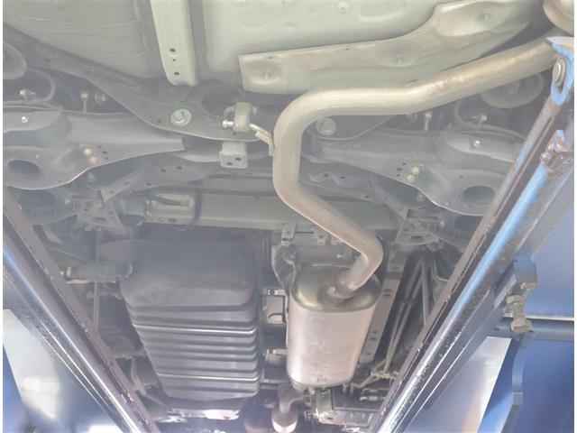 キズやへこみなど一目でわかる『車両検査証明書』を発行します。