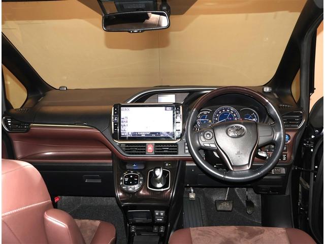 エスクァイア ハイブリッドＧｉ　プレミアムパッケージ　フルセグテレビ　レーダーブレーキ　両電動ドア　ＬＥＤライト　記録簿有　エアロ　Ｂカメラ　クルコン　盗難防止装置　キーレス　メモリナビ　スマートキー　ナビ＆ＴＶ　ＡＢＳ　ＤＶＤ再生　ドラレコ　ＥＴＣ（4枚目）