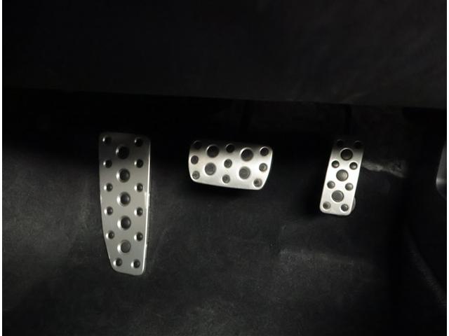 86 GT 記録簿付き メモリナビ TVナビ イモビライザー 前席パワーウィンドウ スマキー 地デジ Bカメラ 横滑り防止機能 オートクルーズ LEDヘッドライト カーテンエアバッグ オートエアコン アルミ(16枚目)