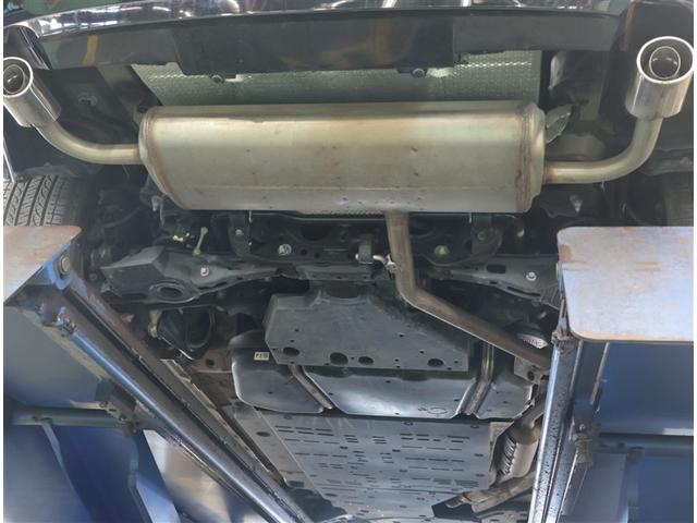 RAV4 PHV ブラックトーン 誤発進 フルオートエアコン フルセグTV LEDヘッドライト クルコン AC100V 4WD パワーシート ETC エアバッグ キーレス 盗難防止装置 メモリーナビ ABS ドラレコ バックカメラ(29枚目)