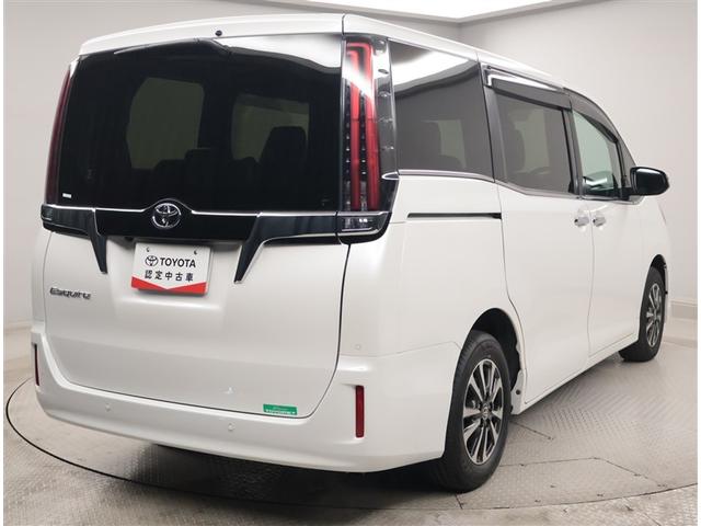 エスクァイア Gi 地デジTV パワーウィンドウ AW ETC付 盗難防止システム バックモニター キーレス スマートキーPスタート クルコン付き オートエアコン リアエアコン 記録簿有 LEDライト 3列 フルフラット(3枚目)