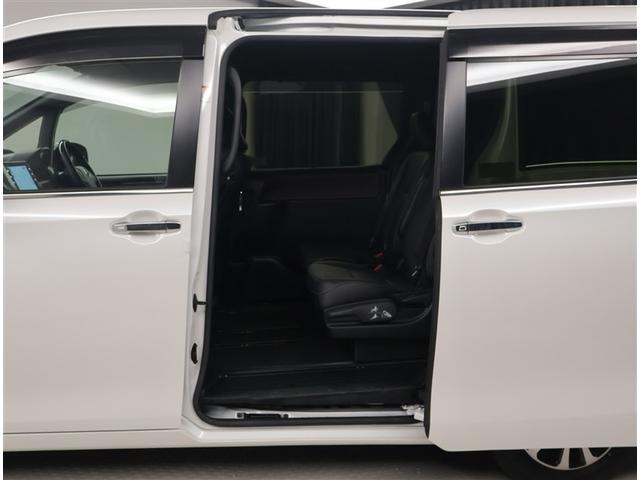 エスクァイア Gi 地デジTV パワーウィンドウ AW ETC付 盗難防止システム バックモニター キーレス スマートキーPスタート クルコン付き オートエアコン リアエアコン 記録簿有 LEDライト 3列 フルフラット(22枚目)