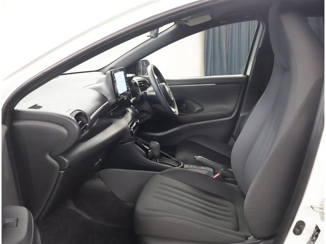 ヤリス G バックモニター オートエアコン メモリナビ イモビライザー クルーズコントロール 横滑り防止機能 ナビ 点検記録簿 ABS サイドエアバッグ ETC パワーステアリング キーレスエントリー(17枚目)