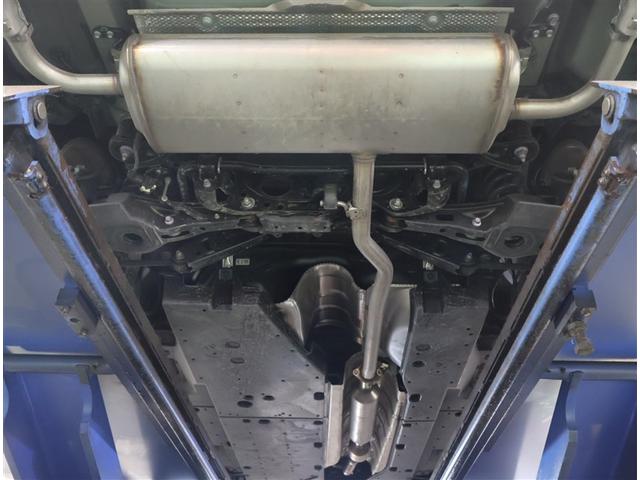 ハリアー Z レザーパッケージ イモビライザー スマートキ- エアロ パノラマガラスルーフ カーテンエアバック 本革 整備記録簿 横滑り防止機能 AUX リアカメラ フルセグテレビ LEDヘッドライト Pシート ドラレコ付 アルミ(27枚目)