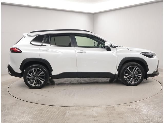 カローラクロス ハイブリッド　Ｚ　衝突回避ブレーキ　バックガイドモニター　ＬＥＤランプ　記録簿有　スマートキ－　メディアプレイヤー接続　アクティブクルーズコントロール　横滑防止装置　地デジＴＶ　電動パワーシート　メモリーナビゲーション（4枚目）